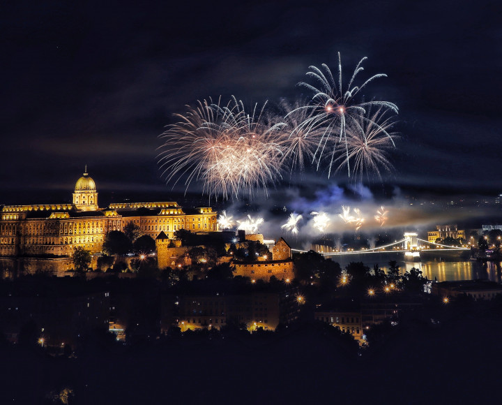 The most spectacular place to watch the August 20 fireworks