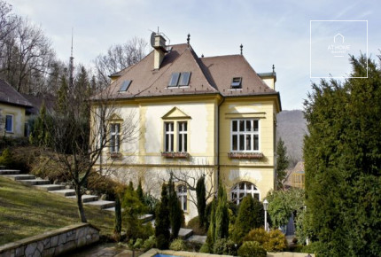 Exclusive villa  Budapest XII. district, Kútvölgy