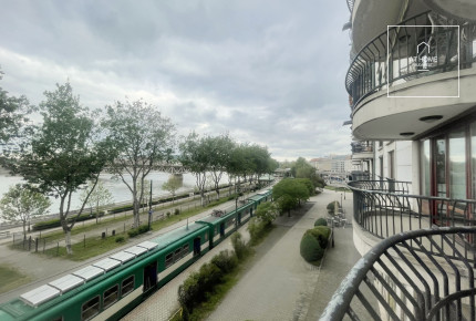 Apartment with view of the Danube for sale in district 9 of Budapest