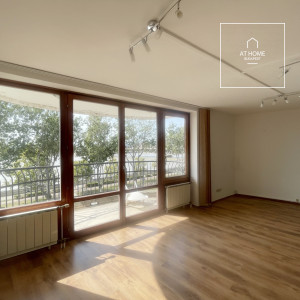 Apartment with view of the Danube for sale in district 9 of Budapest