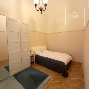 One-bedroom classiccal apartment for sale in Budapest\'s 6th district, Terézváros