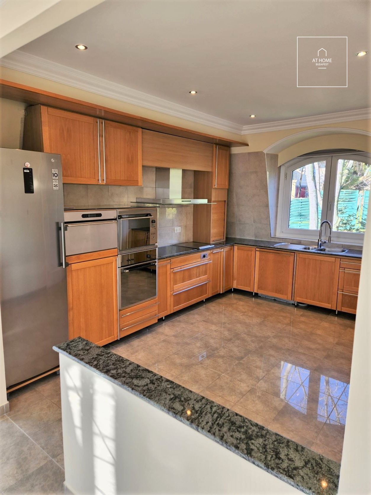 Penthouse apartment for rent Budapest XII. district, Orbánhegy