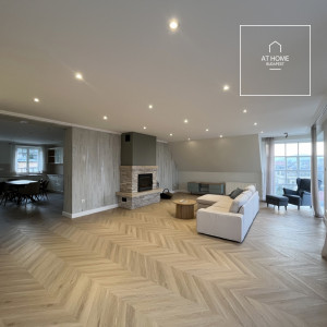 Renovated 186 m², two-story apartment with 4 bedrooms in District I