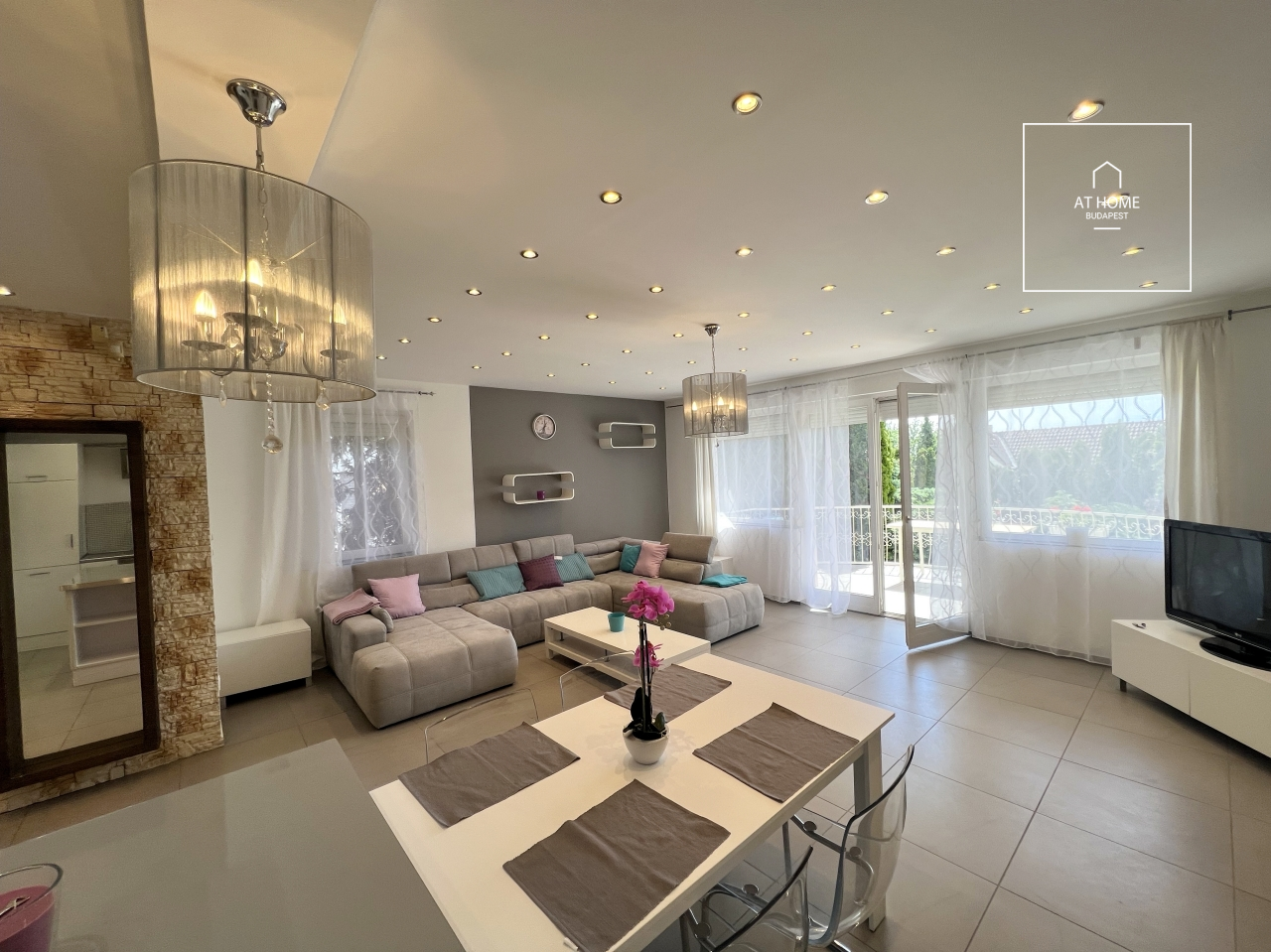 Prémium kertkapcsolatos lakás kiadó Budapest II. kerület, Pálvölgy