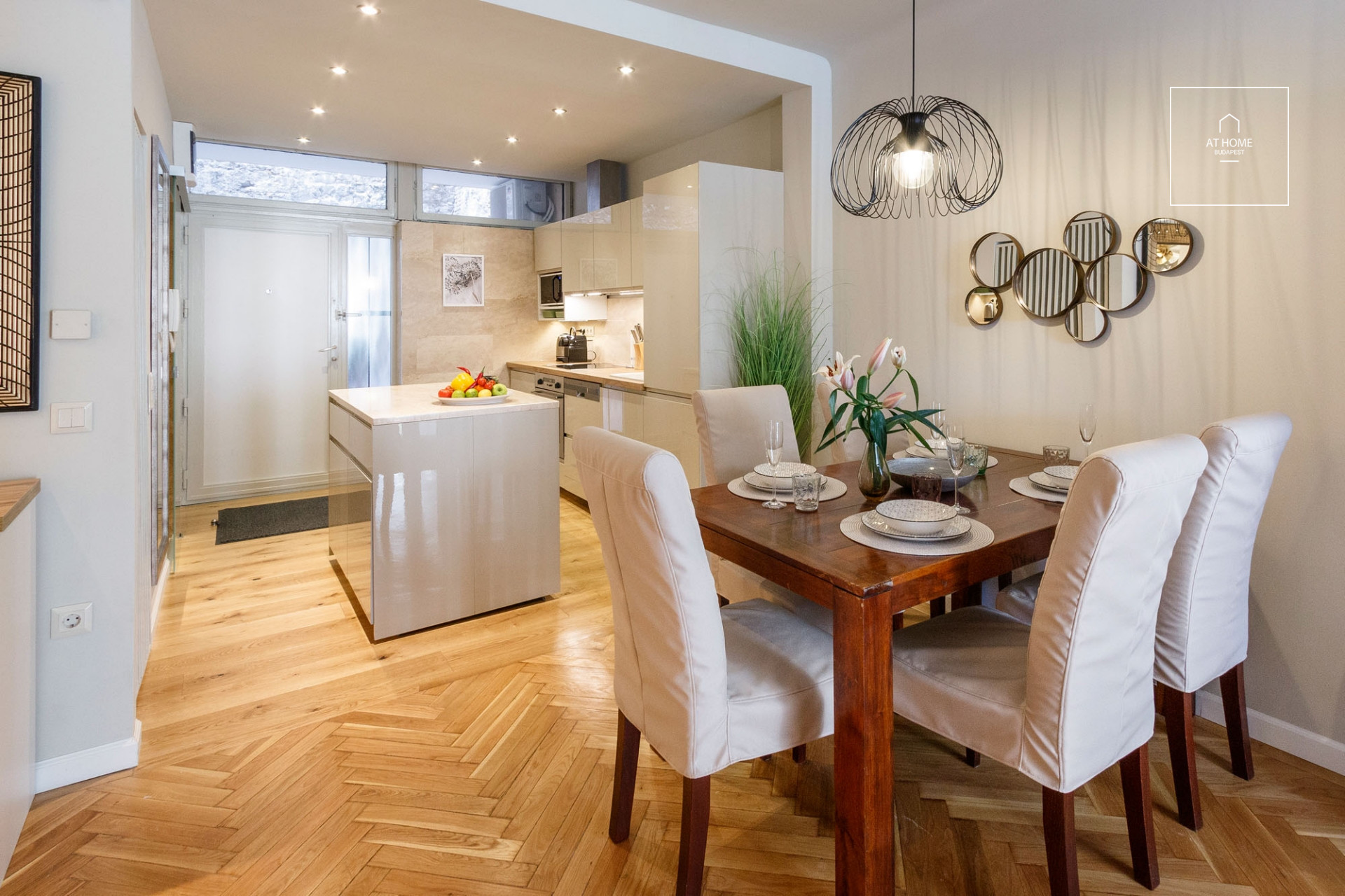 Stúdió lakás kiadó a Budai vár közelében, Budapest I. kerület.