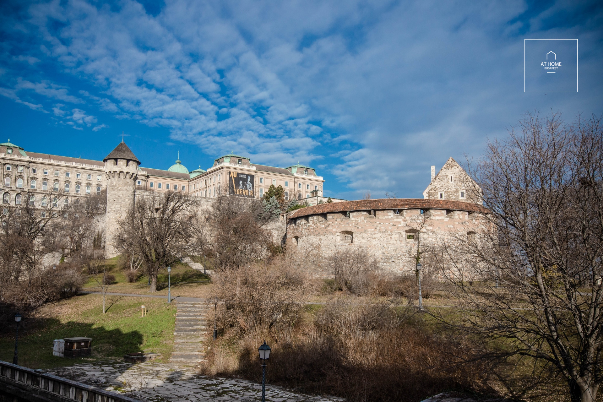 Exkluzív lakás kiadó fantasztikus körpanorámával Budapest, I. kerület Tabán