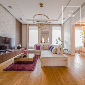 Luxury apartment with 4 rooms for sale in the V. district