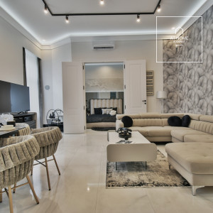 Exclusive 117 sqm luxury apartment with a circular balcony for sale in District VI, Terézváros