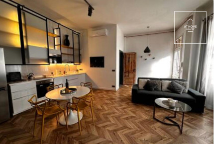 Modern 1-bedroom apartment for rent on Fashion street, V. district, Budapest