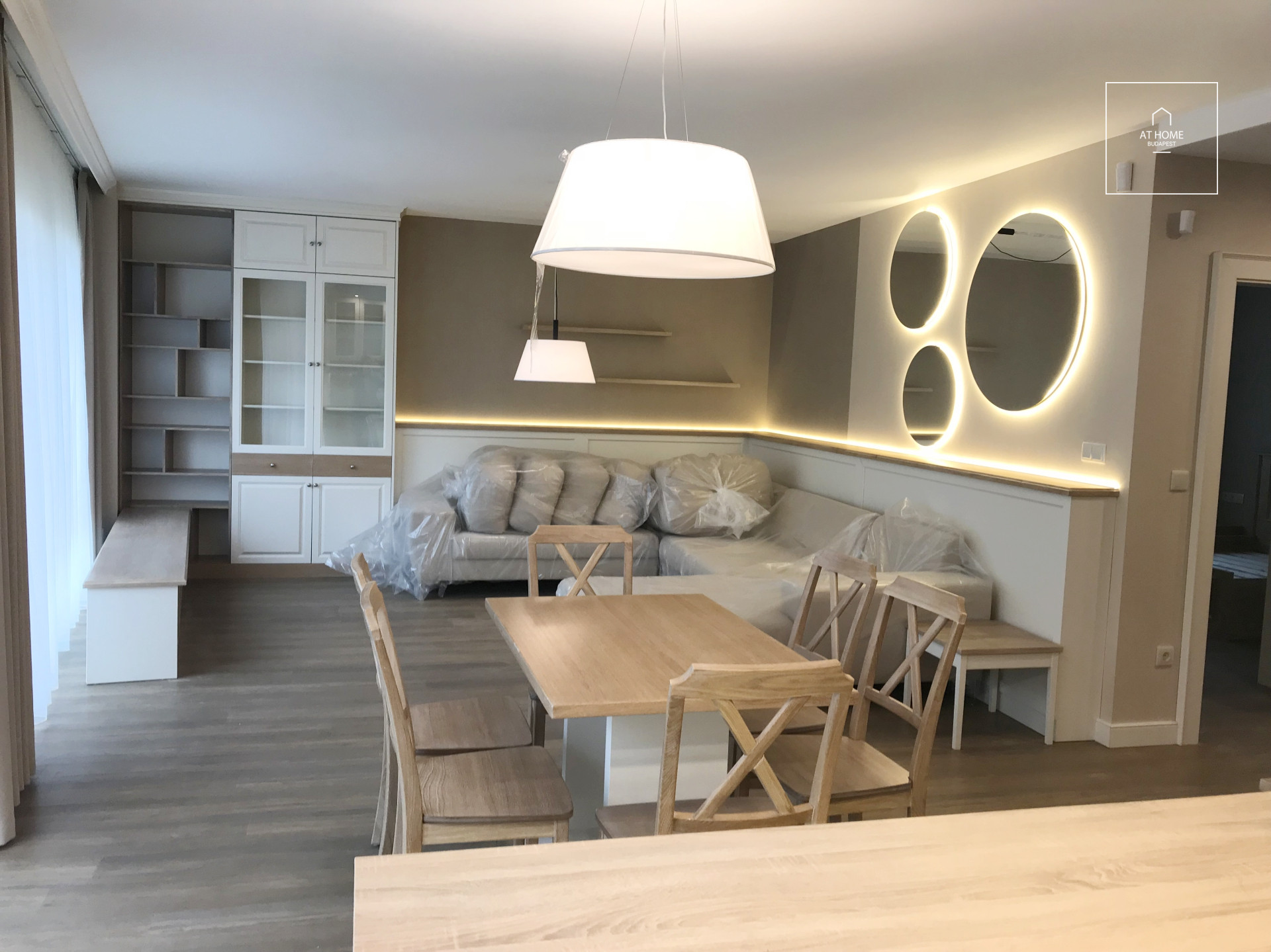 Felújított 1 hálószobás lakás kiadó a Rózsadombon