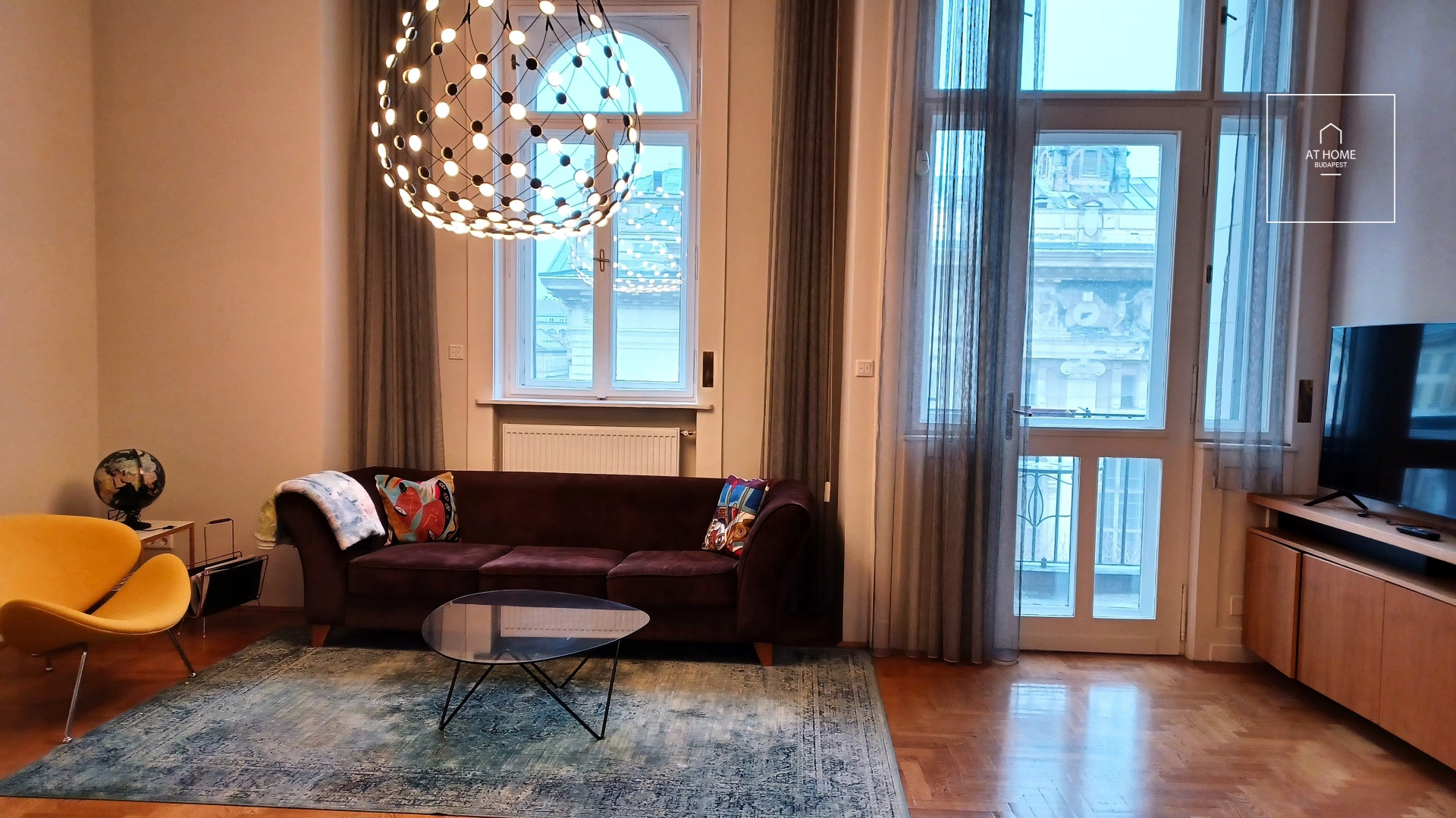 Two-bedroom premium apartment with panorama District 5, Budapest