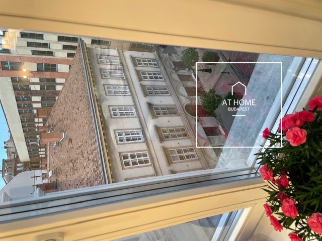 Elegant apartment for rent, Budapest District V, Downtown