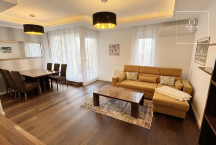 Renovated Luxury Apartment in a Green Environment – 2nd District, Szemlőhegy