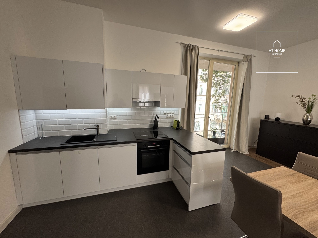 Newly built apartment for rent with terrace Budapest 6th district,  Diplomatic Quarter