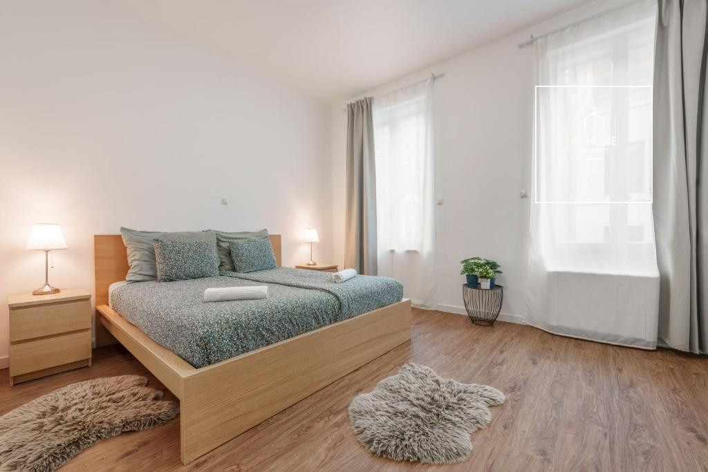 Newly built apartment for rent with terrace Budapest 6th district,  Diplomatic Quarter