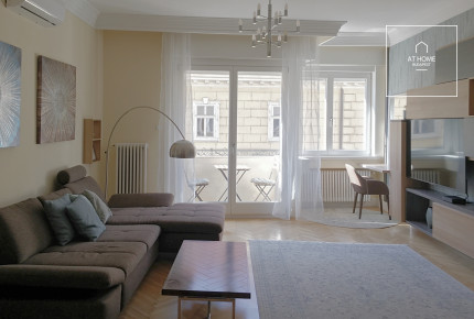 Spacious 82 sqm, 1-bedroom apartment in District V, City Center