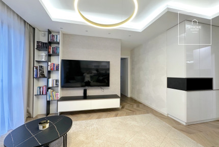 Luxury 3-Bedroom Ground-Floor Apartment with Garden Access in District II, Kurucles