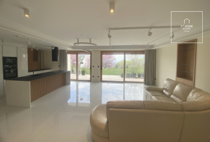 Newly built 3-bedroom ground-floor apartment with garden access in District XII, Istenhegy