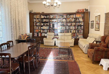 Impozáns villa eladó 2 kerület, Pasarét, Budapest