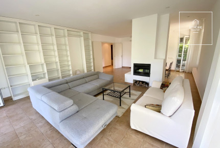 3 bedroom apartment with huge terrace and garden connecton for rent Budapest II. district, Szépilona