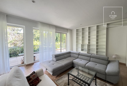 3 bedroom apartment with huge terrace and garden connecton for rent Budapest II. district, Szépilona