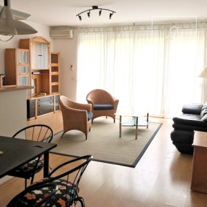 Unique Garden-Access Apartment with a Historic Background – 2nd District, Rózsadomb