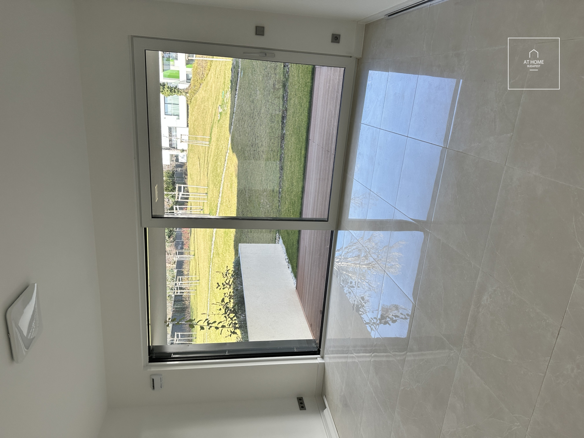 3 hálószobás lakás saját kerttel kiadó Budapest XII. kerület Németvölgy