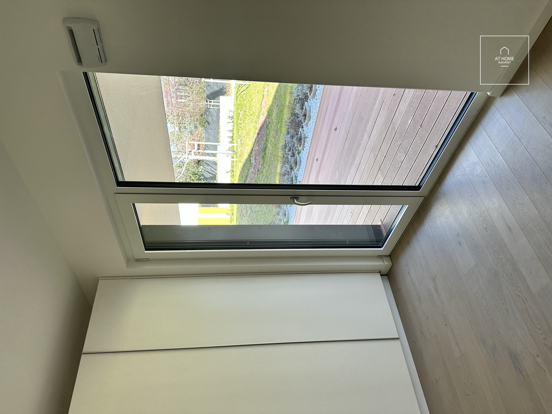 3 hálószobás lakás saját kerttel kiadó Budapest XII. kerület Németvölgy