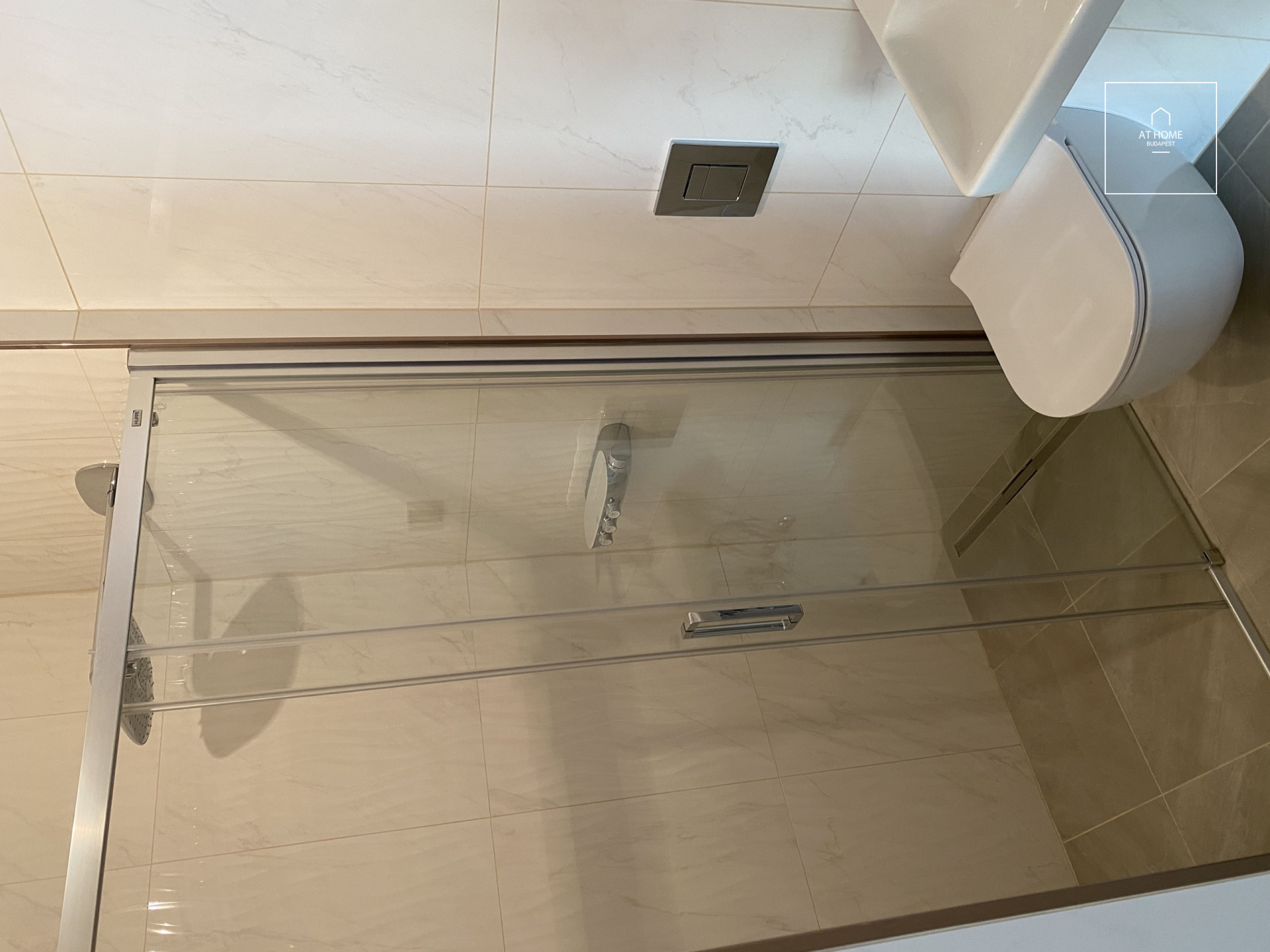 3 hálószobás lakás saját kerttel kiadó Budapest XII. kerület Németvölgy