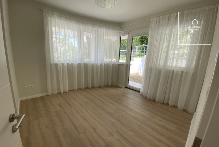 Ground floor studio apartment with private garden in District II, Rózsadomb, Budapest