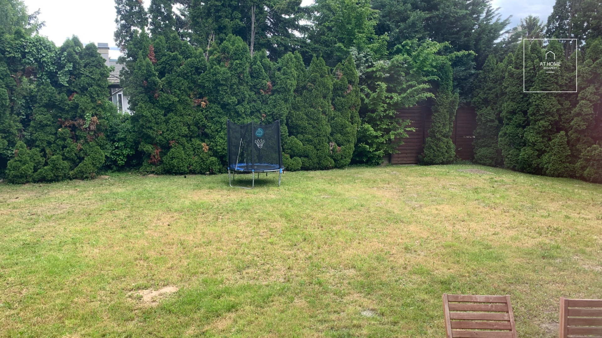 Káprázatos Önálló családi ház kiadó  II/A. kerület, Budaliget