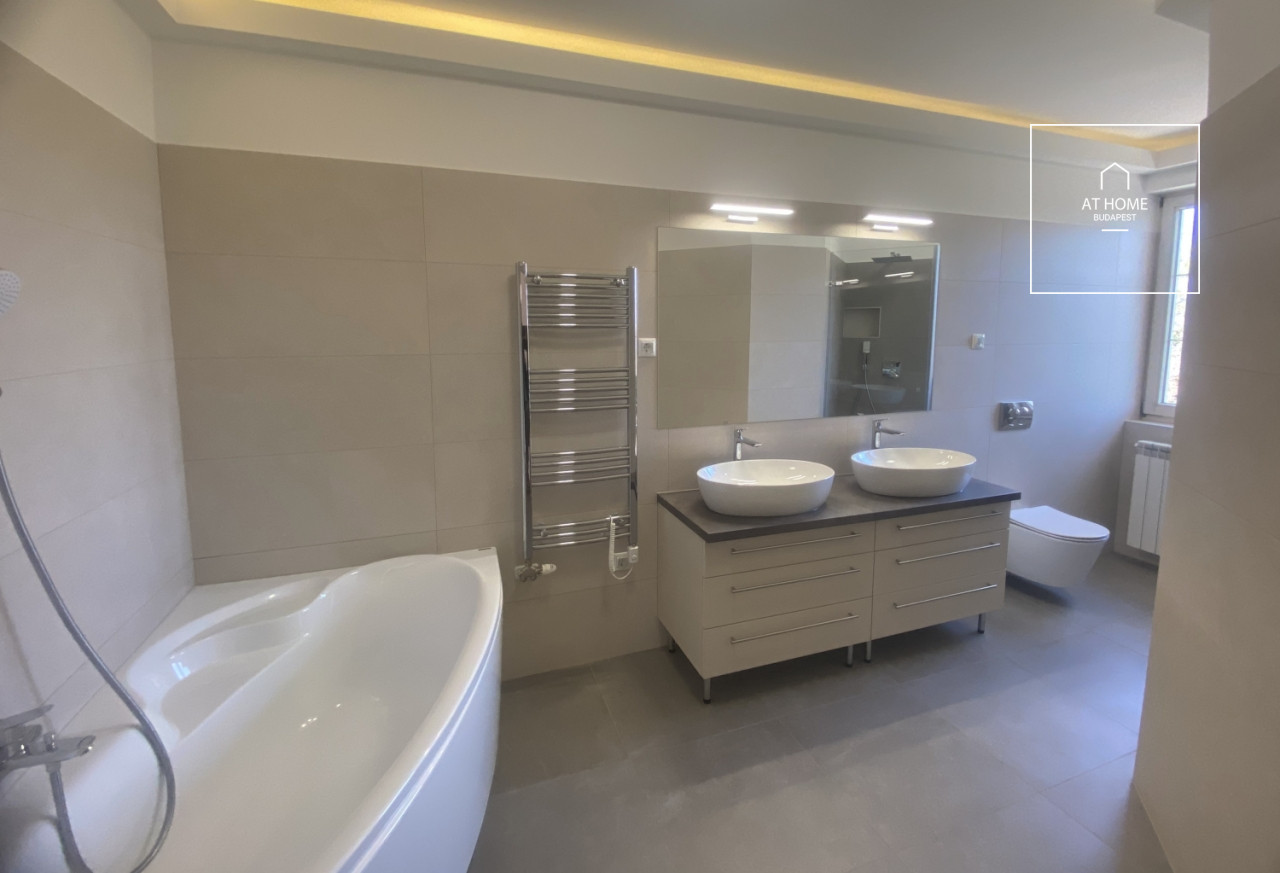 Wonderful semi-detached house  Budapest XII. district, Kútvölgy