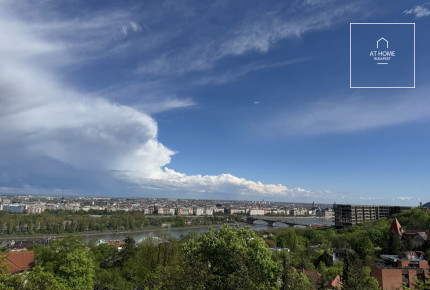 Beautiful panoramic apartment for sale in Szemlőhegy, 2nd district Budapest