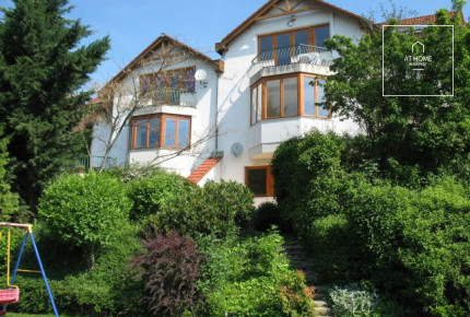 Sunny semi-detached house for rent Budapest XII. district, Orbánhegy