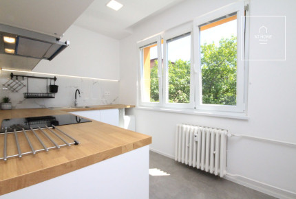 Nice unfurnished 2-bedroom apartment, after reconstruction, Strašnice