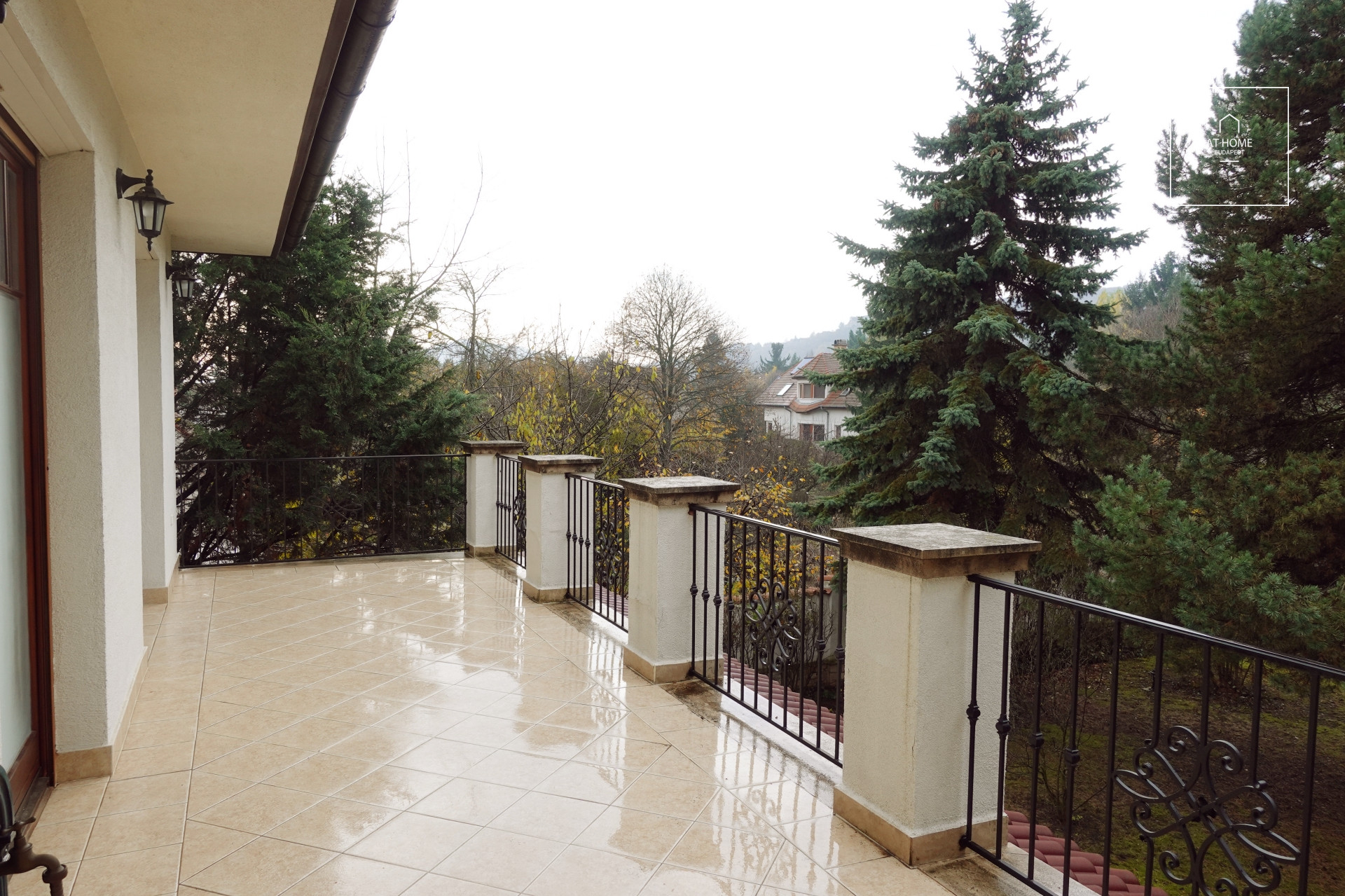 Elegant detached house II/A. district, Széphalom