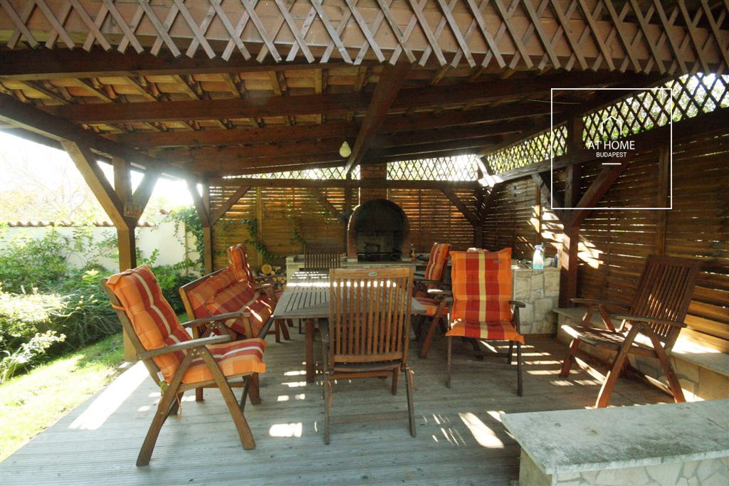 Elegant detached house II/A. district, Széphalom