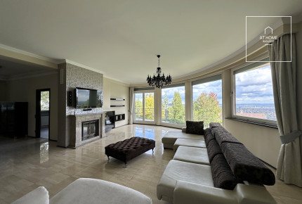 Panorámás luxuslakás kertkapcsolattal Istenhegyen a XII. kerületben