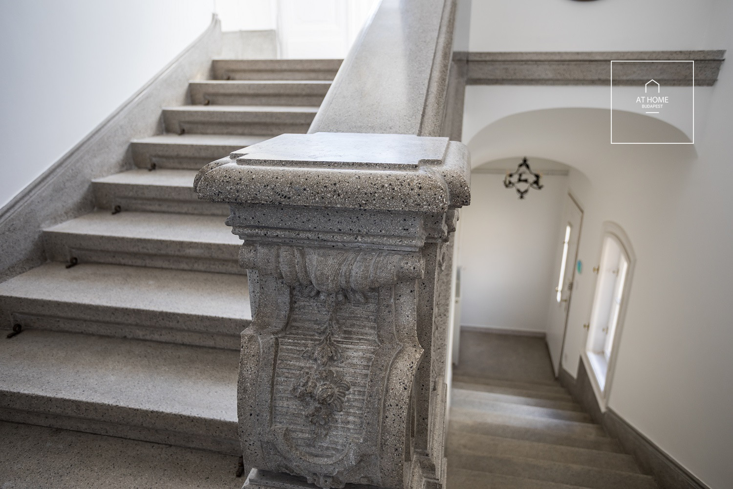 Felújított villalakás kiadó a II. kerületben, Szemlőhegyen