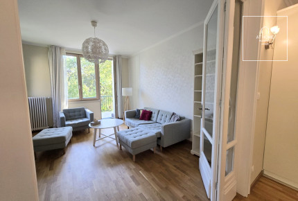 Refurbished beautiful 2-bedroom apartment for rent in Budapest II. district