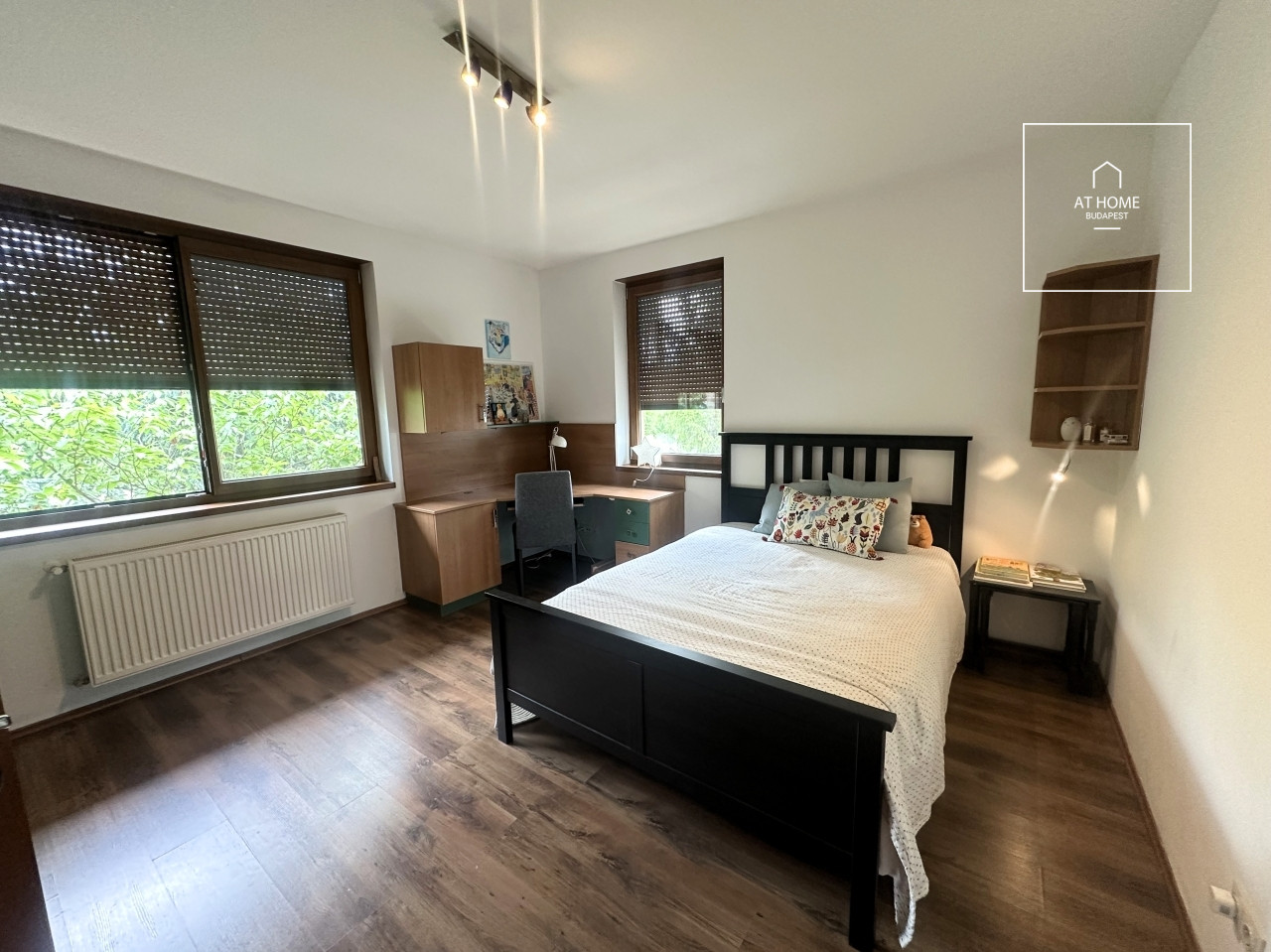 Three-storey 520 sqm family house in District II/A, Pesthidegkút-Ófalu