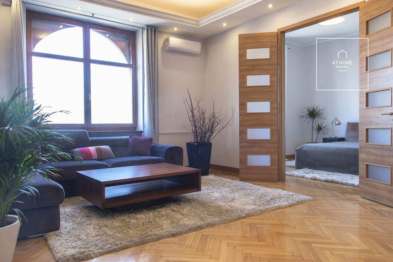 Frissen felújított 80nm-es 2 hálószobás lakás II. kerület, Országút