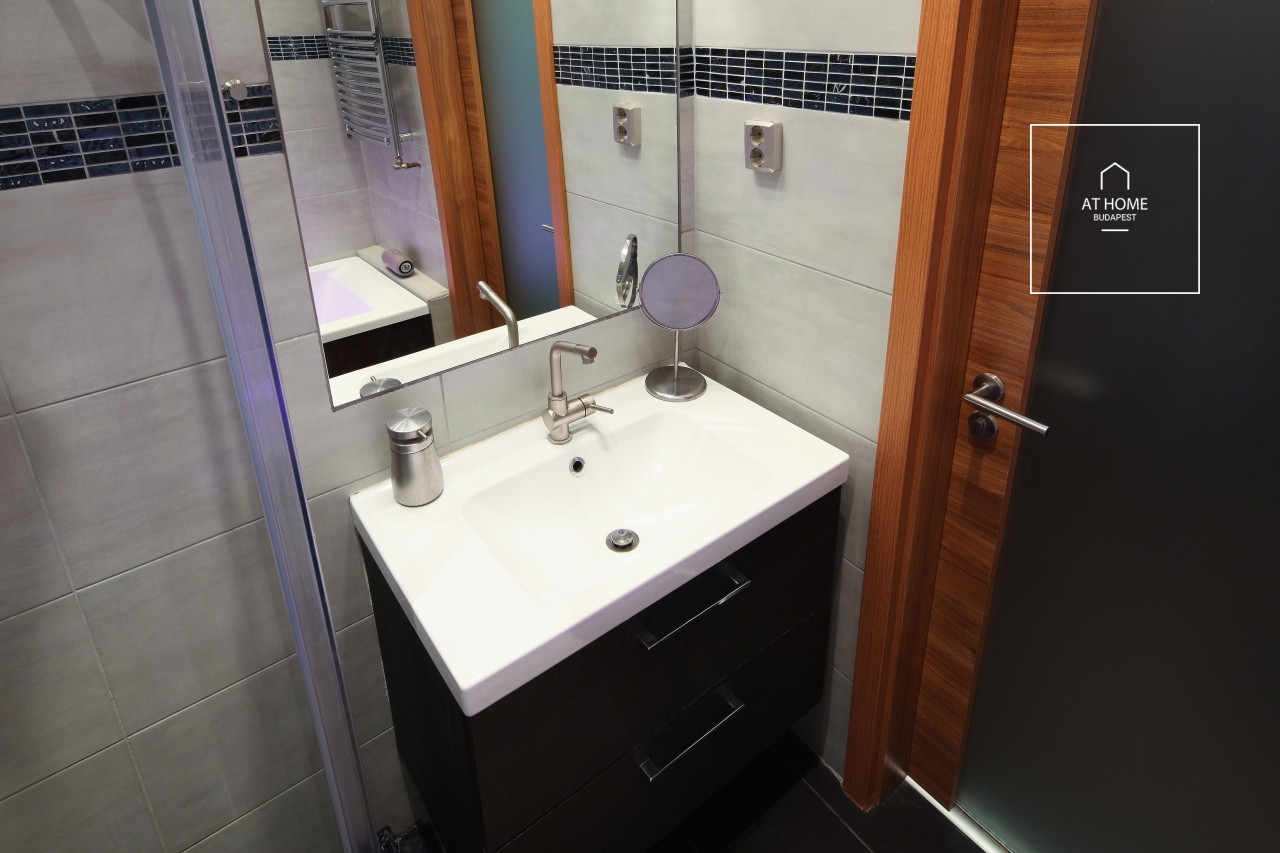 Frissen felújított 80nm-es 2 hálószobás lakás II. kerület, Országút