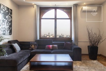 Freshly Renovated 80 sqm Two-Bedroom Apartment in District II, Országút
