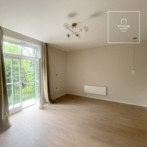 Renovated 39 sqm First-Floor Apartment with Garden Area in District XI, Albertfalva