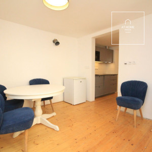Charming Apartment, two small rooms, right next to the gardens of Prague Castle
