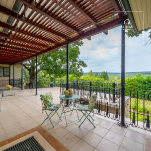 Gyönyörű Önálló családi ház   II/A. kerület, Adyliget