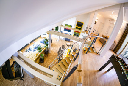 Luxurious, fully furnished 4bedroom apartment with a charming view. Nové Město