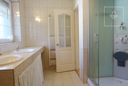 Exkluzív Önálló családi ház kiadó Budapest XI. kerület, Sasad
