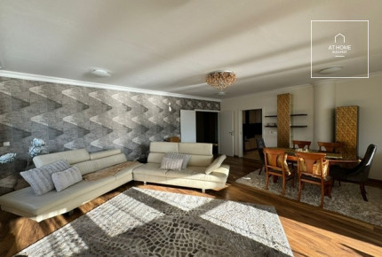 3-bedroom apartment with view of the Danube for rent in Budapest IX. district